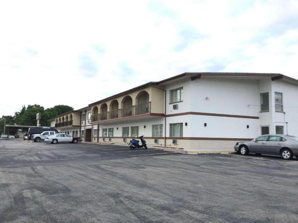 America'S Best Inn Urbana Champaign Exteriér fotografie